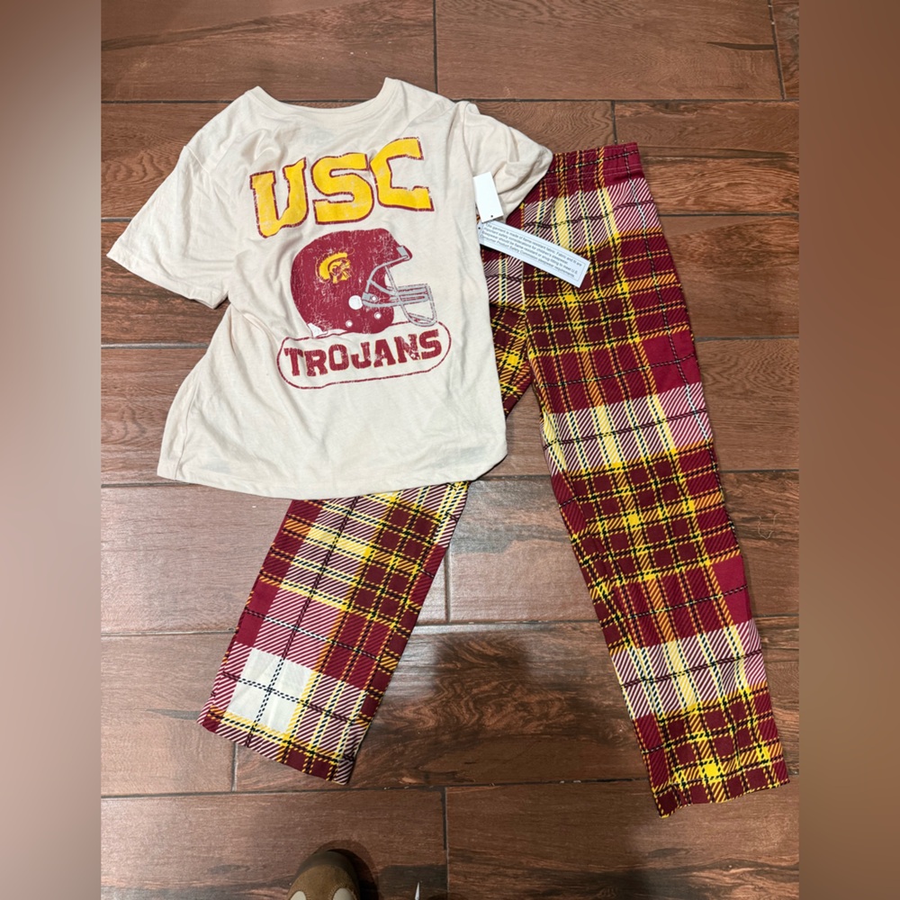 USC Trojans - boys pajamas set size 14 NWT